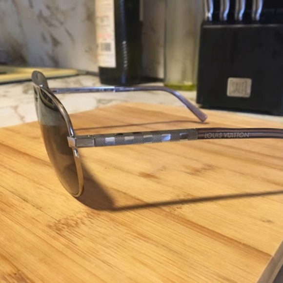 Louis Vuitton Sunglasses - Silver & Gray - Picture 8 of 9